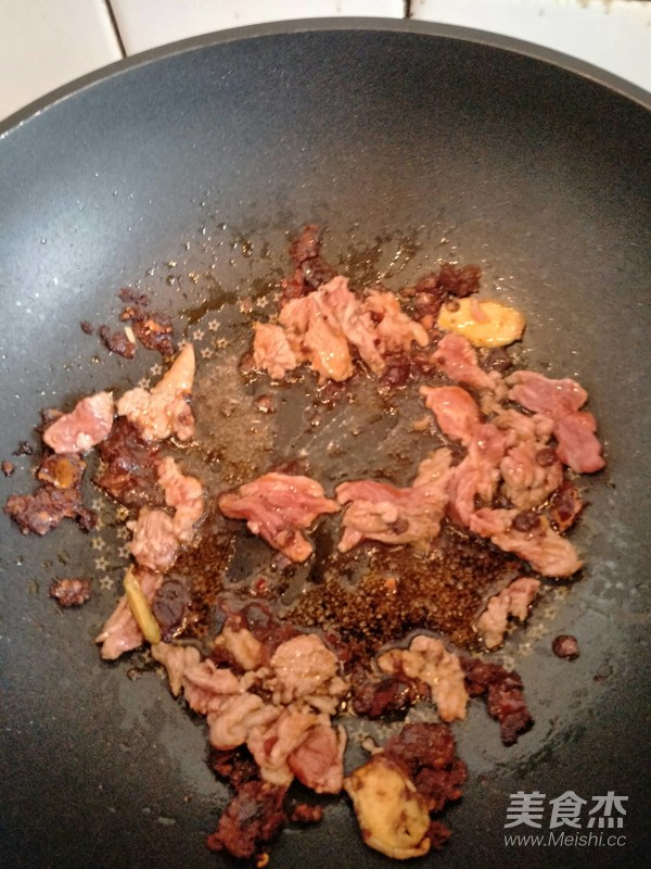 牛肉鍋,辣味牛肉,扒拉鍋的做法-家常味炒菜譜-易網健康養生網 牛肉鍋,辣味牛肉,扒拉鍋的做法-家常味炒菜譜