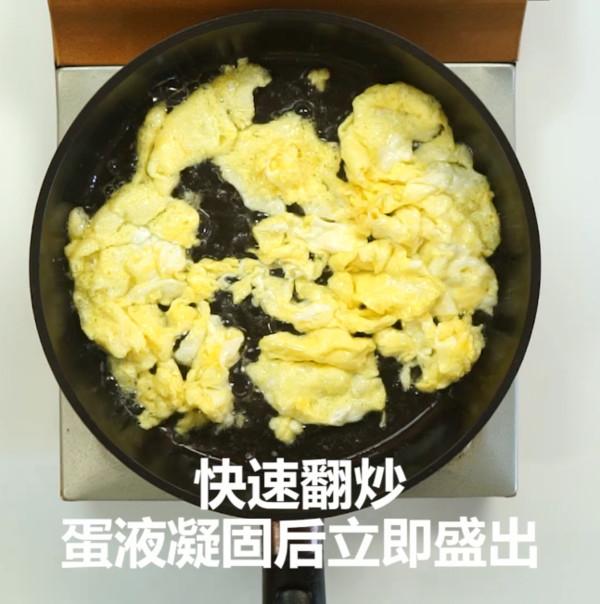 西紅柿(番茄)炒雞蛋 一人份的做法-家常味炒菜譜-易網<a href=http://www.xllyou.com/ target=_blank class=infotextkey>健康養生</a>網 西紅柿(番茄)炒雞蛋 一人份的做法-家常味炒菜譜