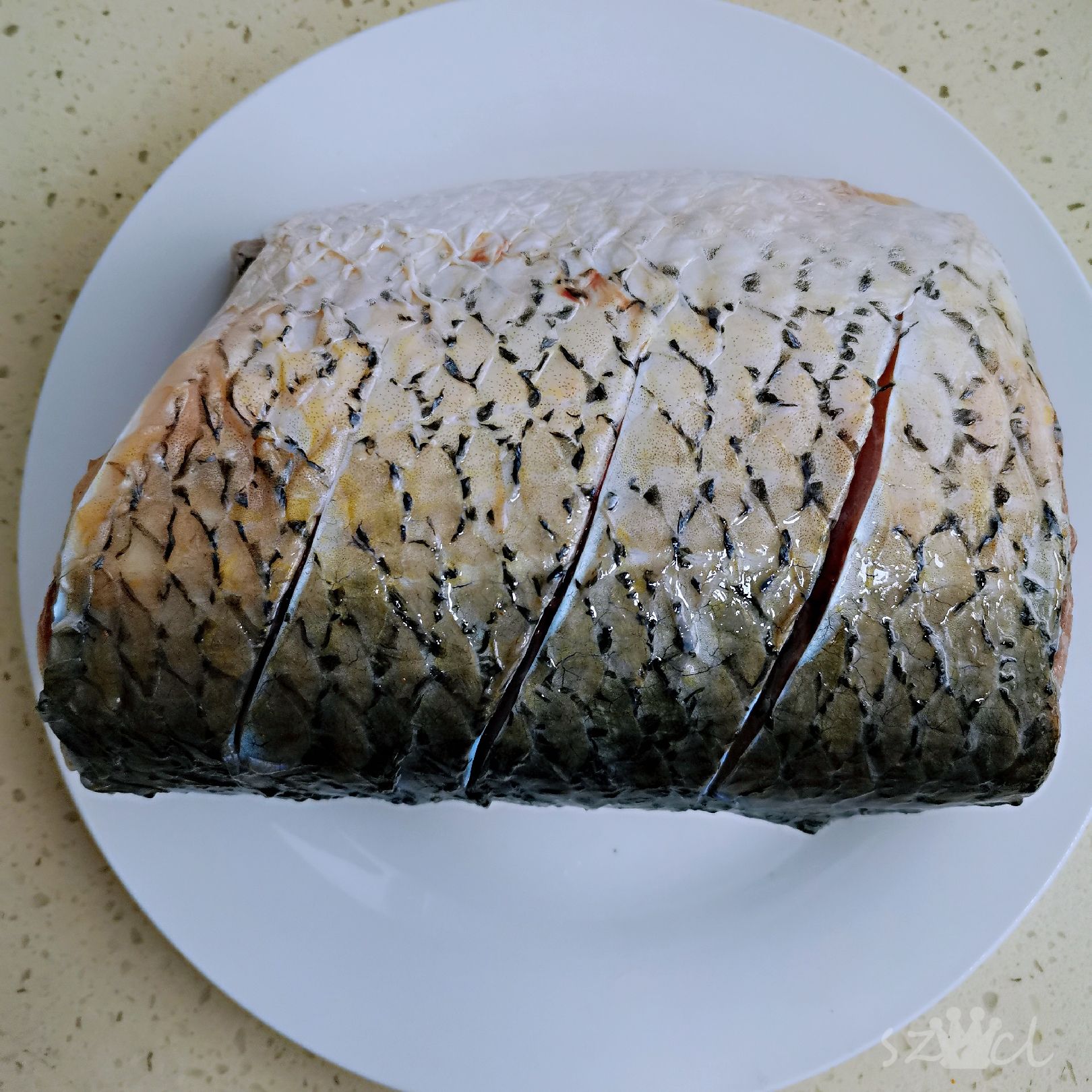 家常紅燒魚的做法-咸鮮味燉菜譜-易網<a href=http://www.xllyou.com/ target=_blank class=infotextkey>健康養生</a>網 家常紅燒魚的做法-咸鮮味燉菜譜