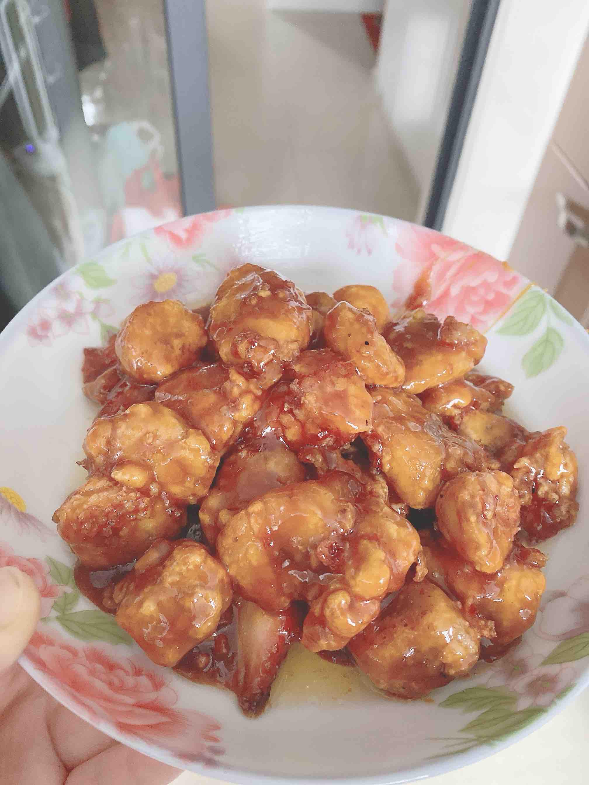 拔絲香蕉草莓的做法-甜味拔絲菜譜-易網健康養生網 拔絲香蕉草莓的做法-甜味拔絲菜譜