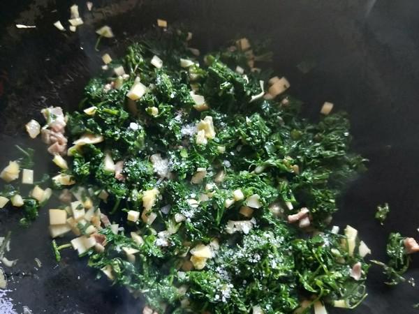 筍丁咸肉炒薺菜的做法-咸鮮味炒菜譜