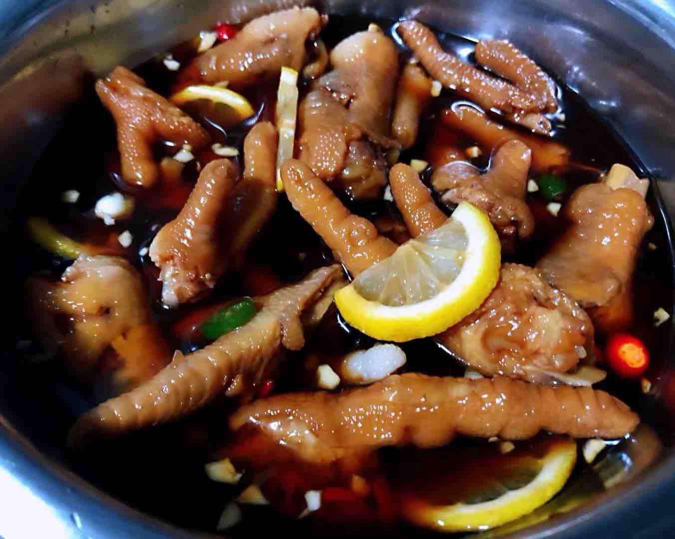 網(wǎng)紅檸檬鳳爪的做法-酸辣味煮菜譜