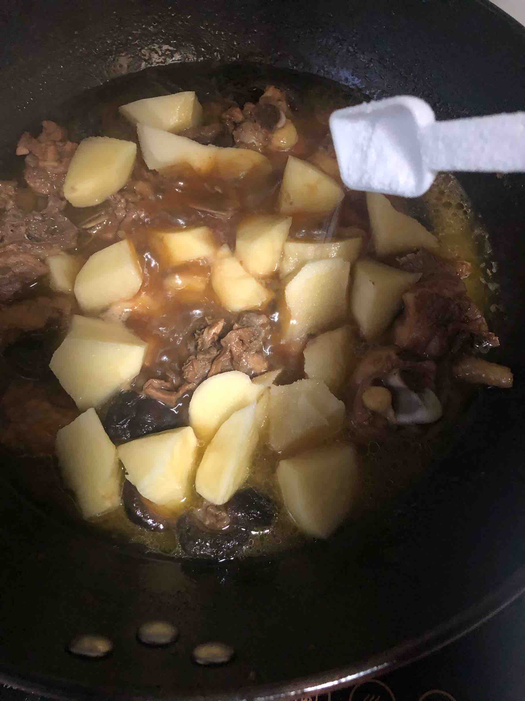 黃燜雞的做法-咸鮮味燒菜譜-易網健康養生網 黃燜雞的做法-咸鮮味燒菜譜