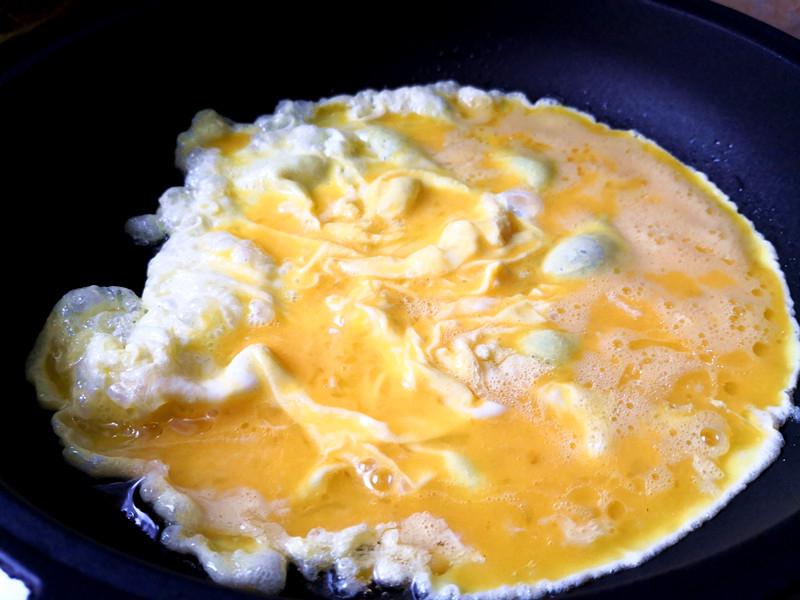 雞蛋炒蘑菇的做法-家常味炒菜譜-易網健康養生網 雞蛋炒蘑菇的做法-家常味炒菜譜