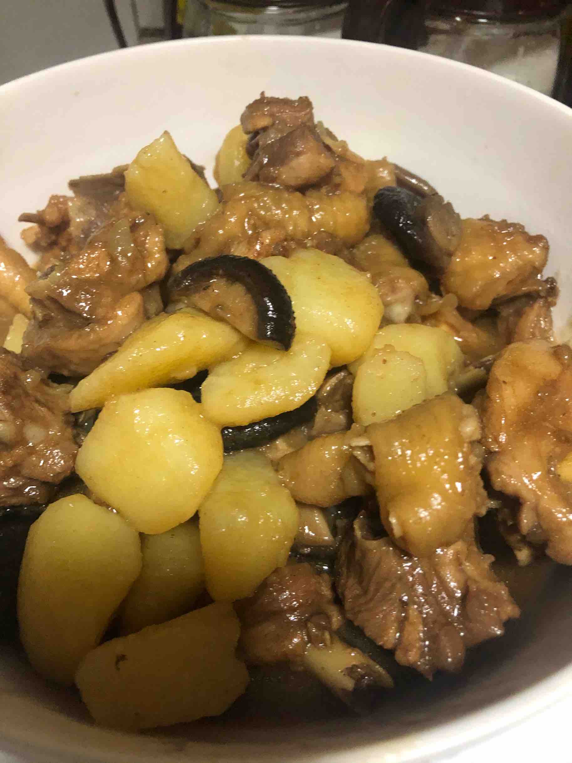 黃燜雞的做法-咸鮮味燒菜譜-易網健康養生網 黃燜雞的做法-咸鮮味燒菜譜