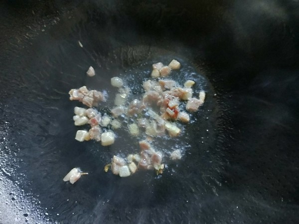 筍丁咸肉炒薺菜的做法-咸鮮味炒菜譜