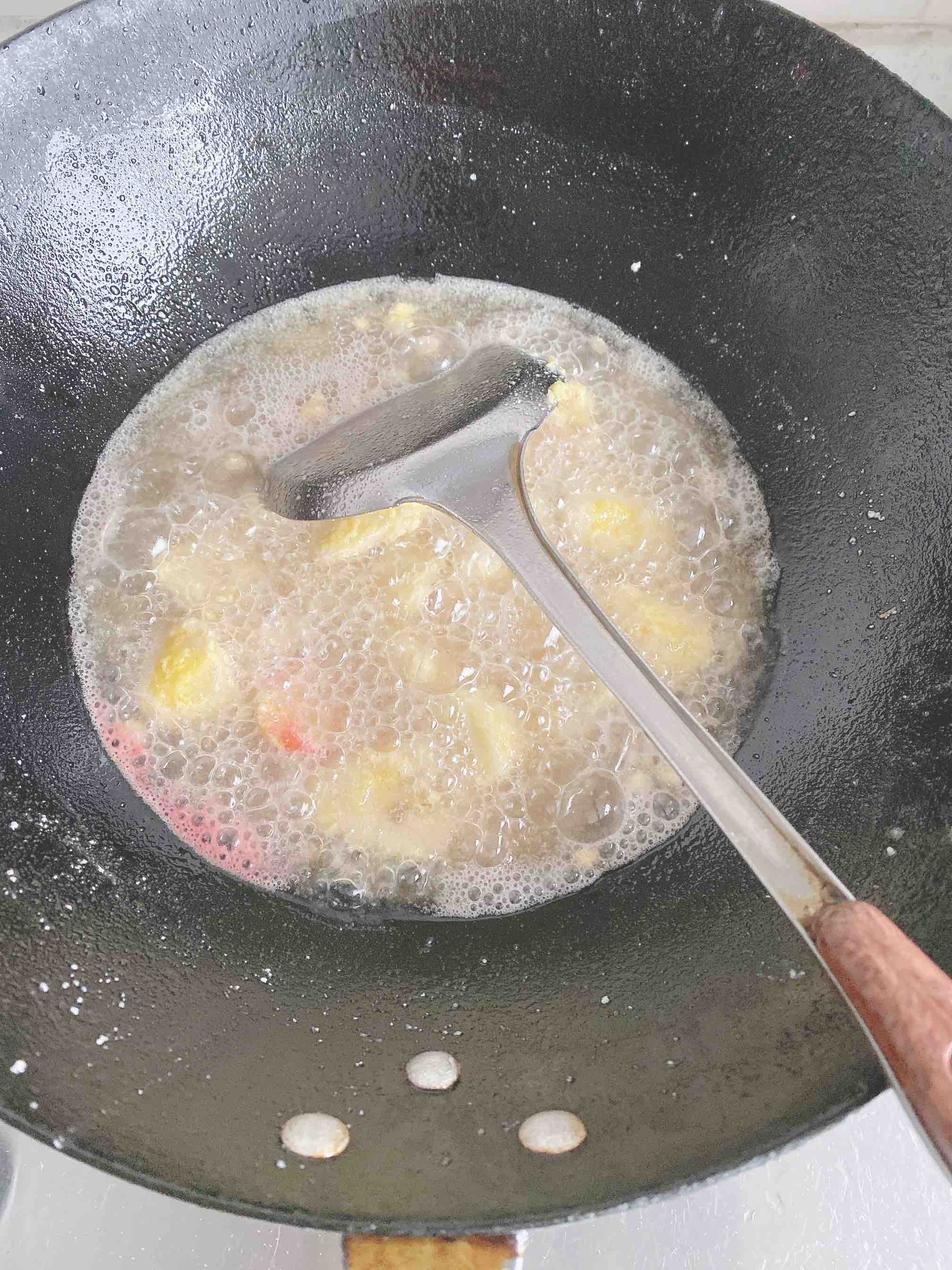 拔絲香蕉草莓的做法-甜味拔絲菜譜-易網健康養生網 拔絲香蕉草莓的做法-甜味拔絲菜譜