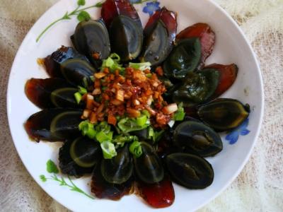 澆汁松花蛋的做法-酸甜味拌菜譜