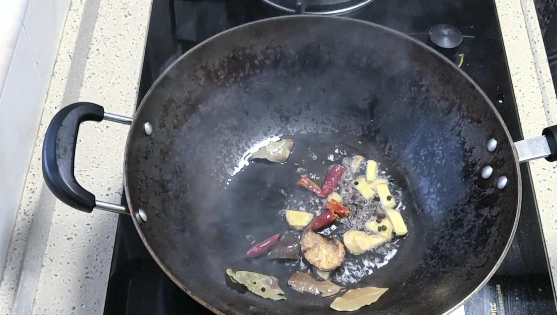 胡蘿卜支竹燜羊肉的做法-咸鮮味燜菜譜-易網健康養生網 胡蘿卜支竹燜羊肉的做法-咸鮮味燜菜譜