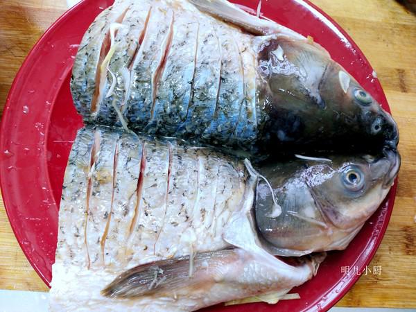 剁椒蒸魚的做法-家常味蒸菜譜