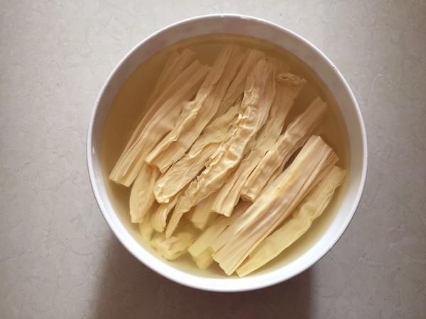 腐竹拌菠菜的做法-咸鮮味拌菜譜-易網健康養生網 腐竹拌菠菜的做法-咸鮮味拌菜譜