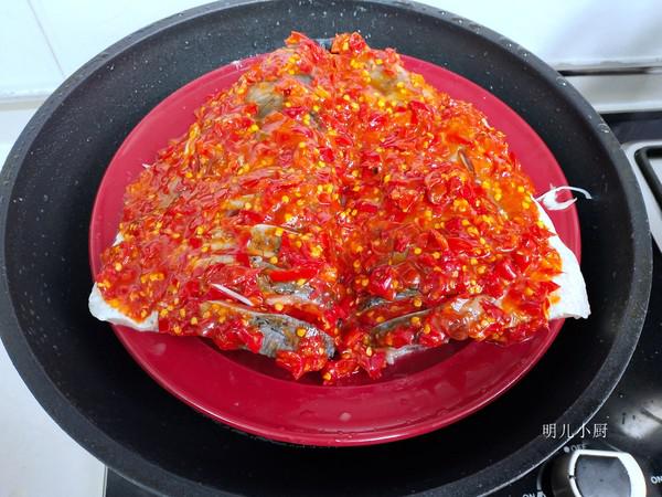 剁椒蒸魚的做法-家常味蒸菜譜