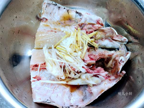 剁椒蒸魚的做法-家常味蒸菜譜