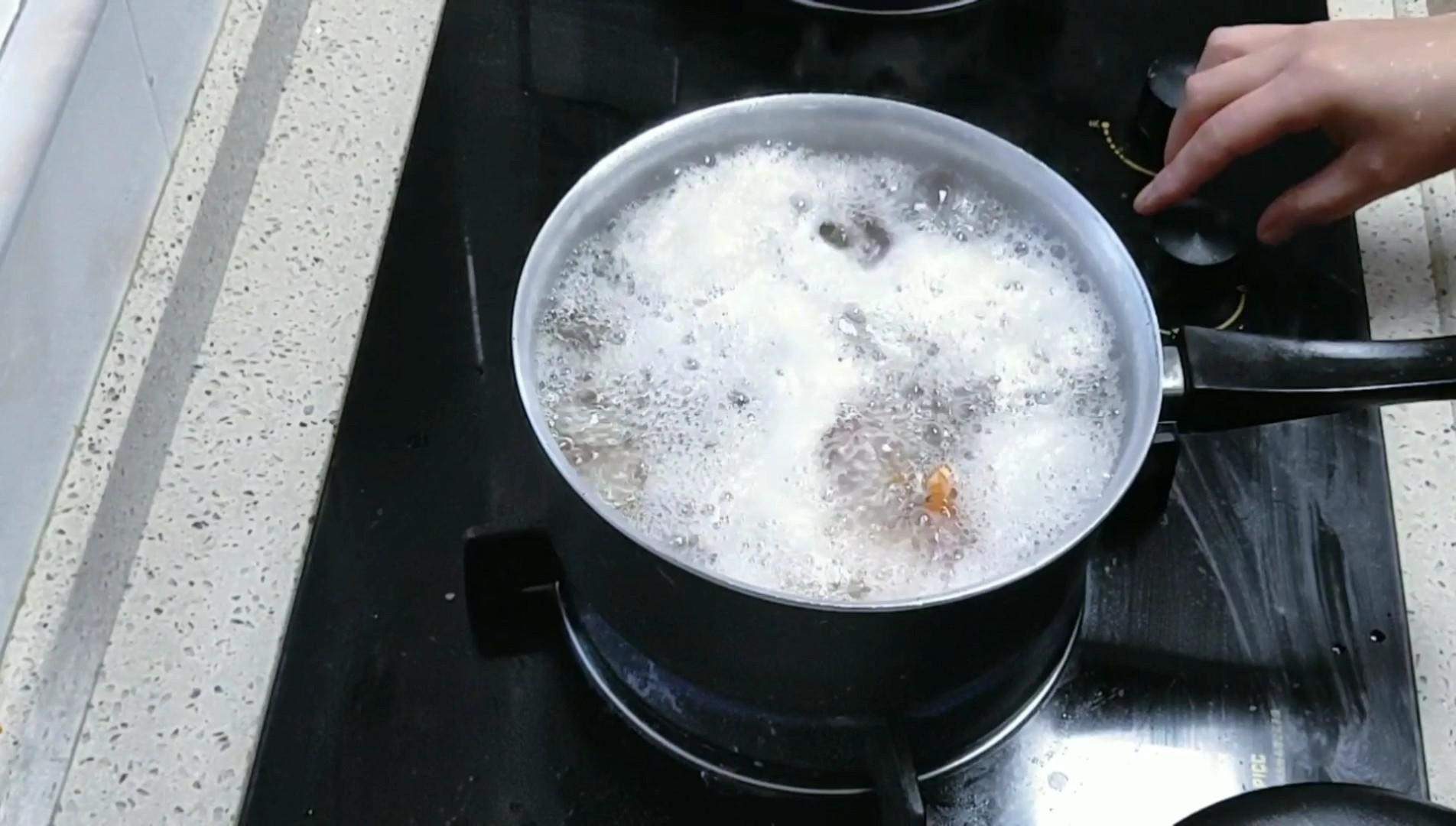 鹽水大蝦的做法-咸鮮味煮菜譜