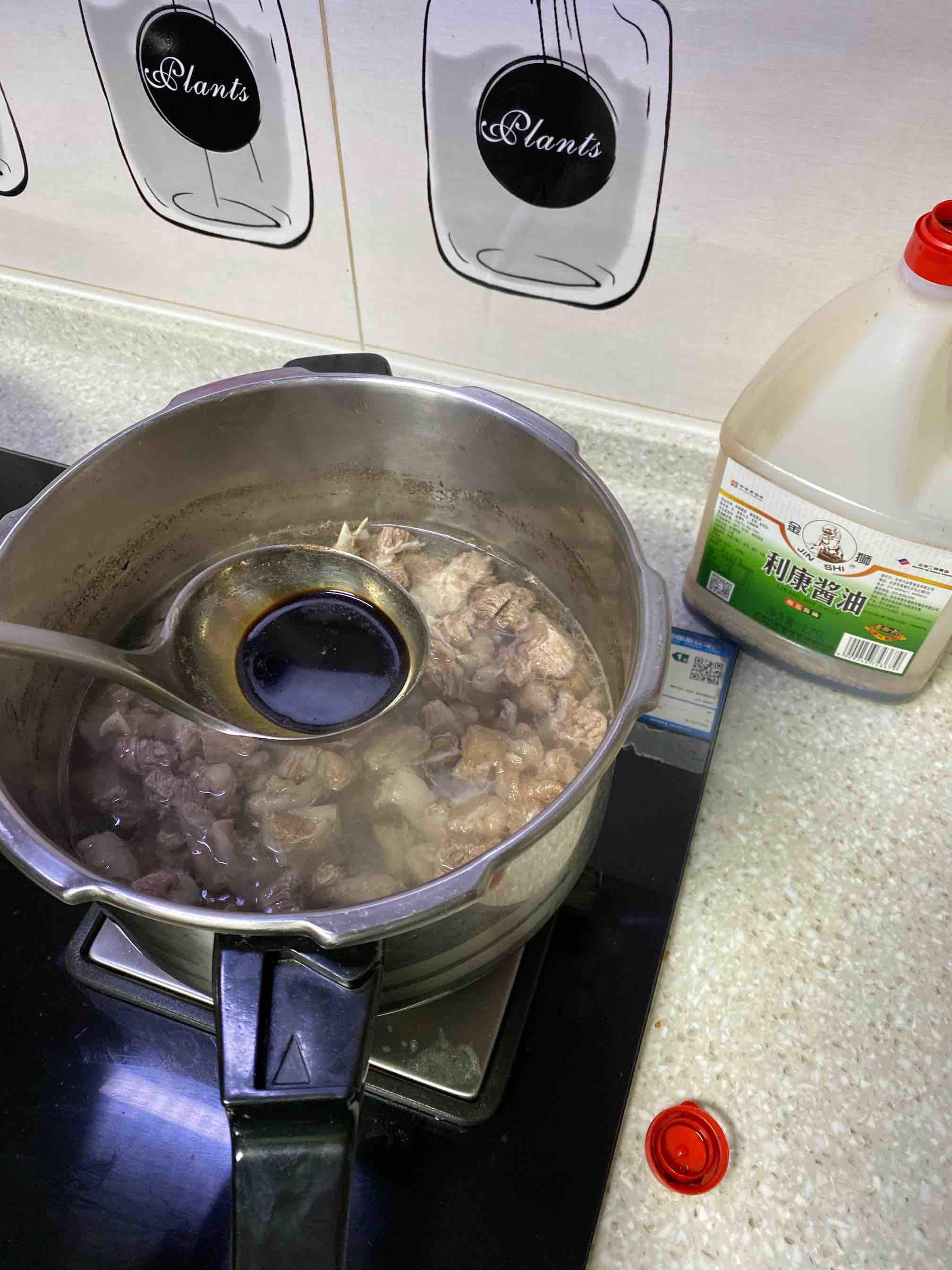 咖喱牛肉的做法-咖喱味煮菜譜