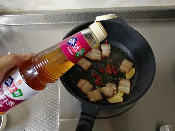 酸辣包菜炒肉的做法-酸辣味炒菜譜-易網健康養生網 酸辣包菜炒肉的做法-酸辣味炒菜譜