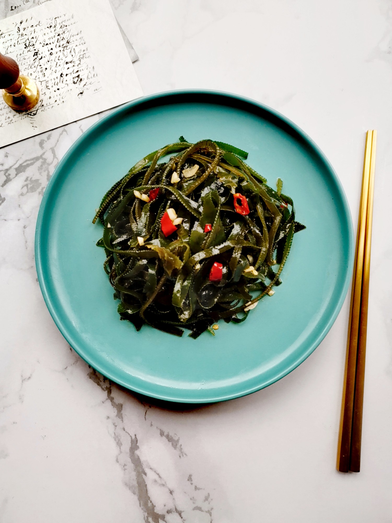 涼拌海帶的做法-咸鮮味拌菜譜-易網健康養生網 涼拌海帶的做法-咸鮮味拌菜譜