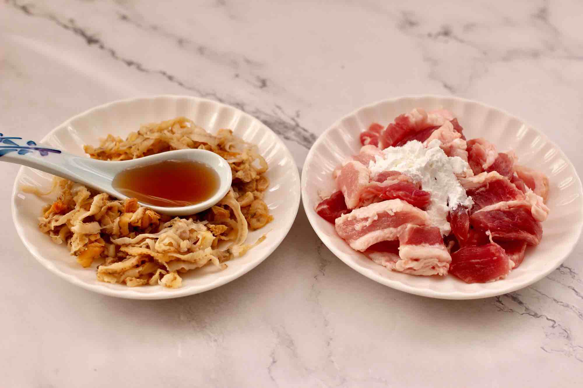 杏鮑菇扇貝花肉煲的做法-家常味燉菜譜-易網(wǎng)健康養(yǎng)生網(wǎng) 杏鮑菇扇貝花肉煲的做法-家常味燉菜譜