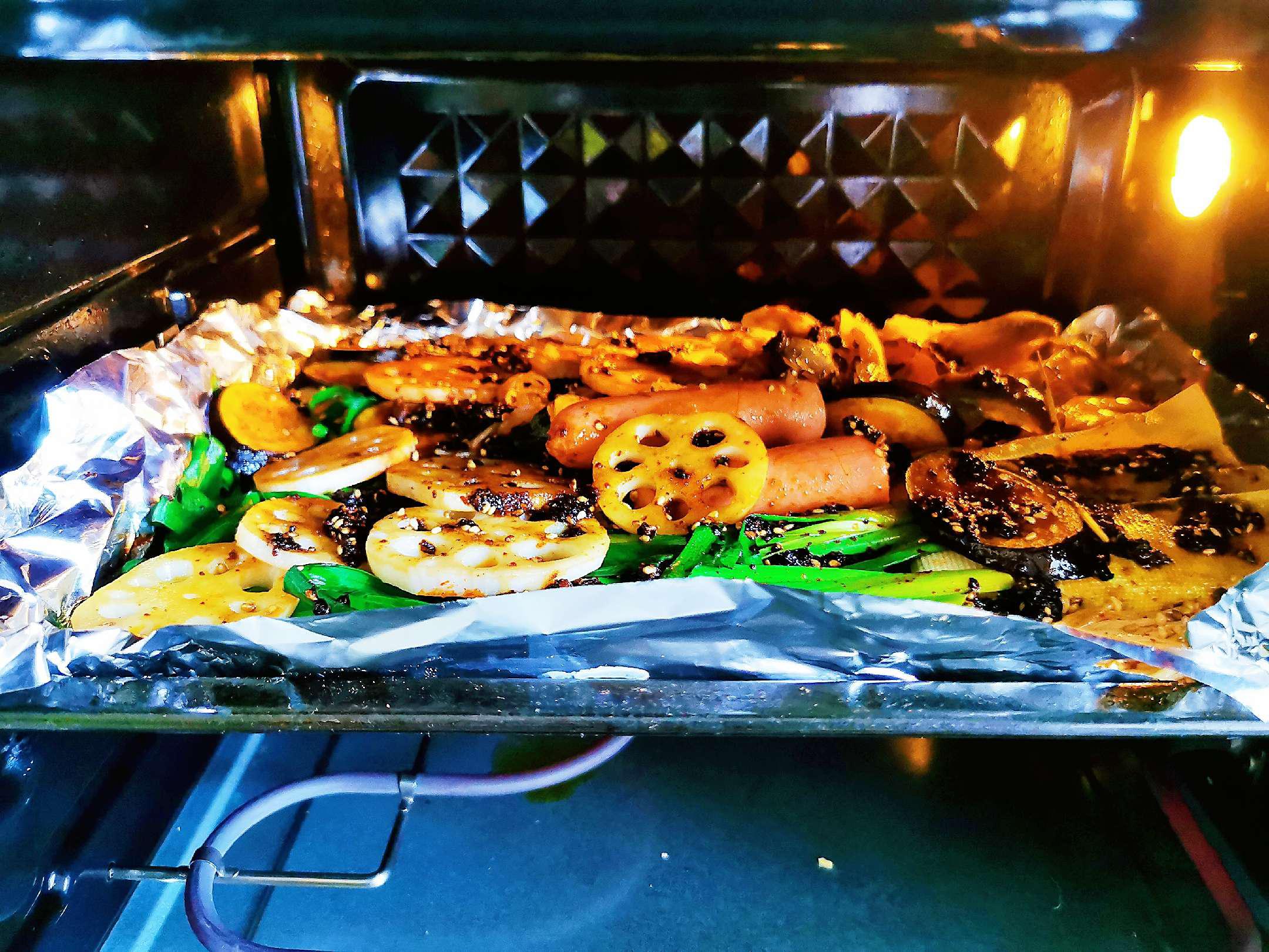 宵夜燒烤拼盤(pán)的做法-香辣味烤菜譜-易網(wǎng)健康養(yǎng)生網(wǎng) 宵夜燒烤拼盤(pán)的做法-香辣味烤菜譜