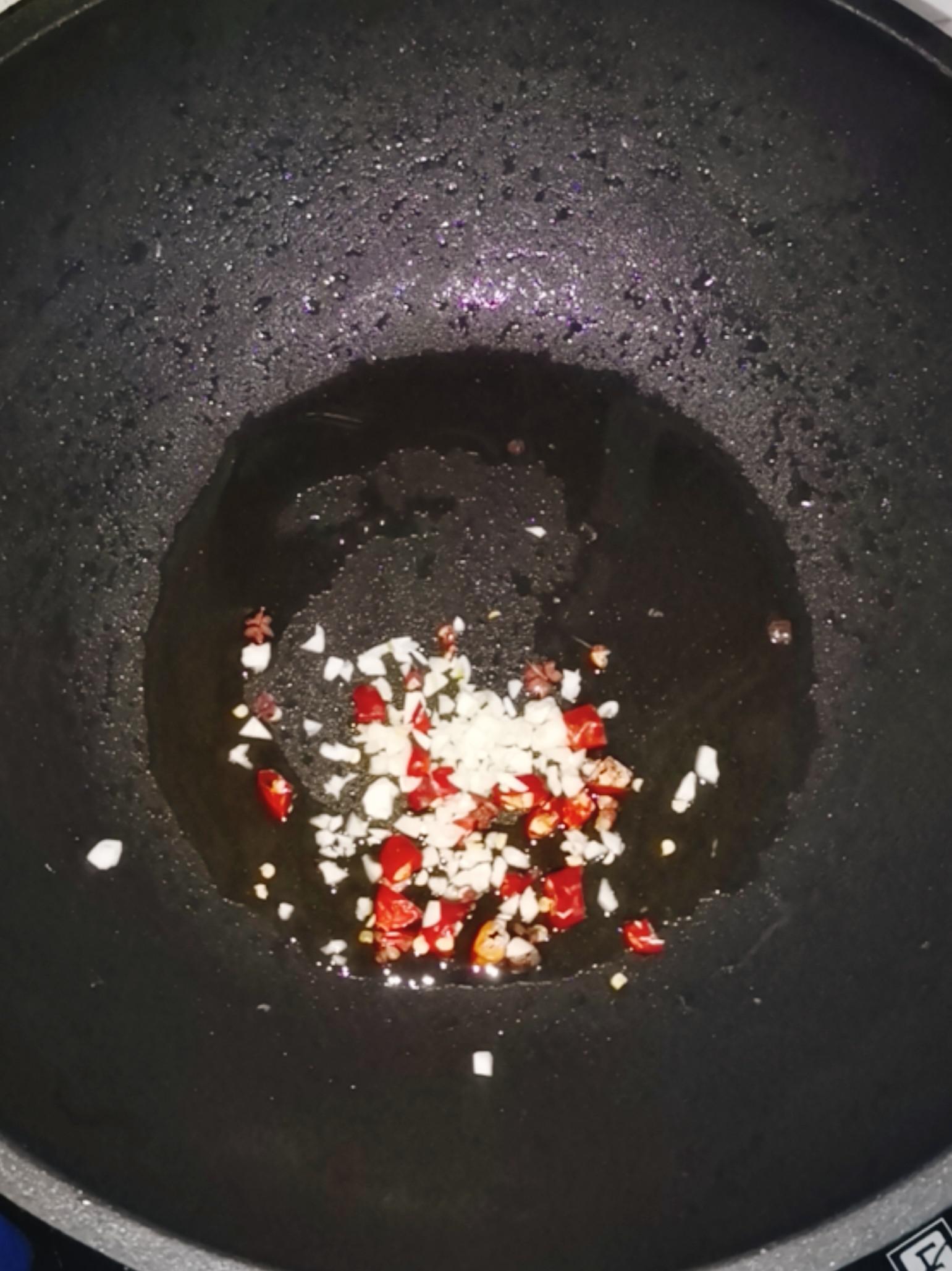 果仁菠菜的做法-咸鮮味拌菜譜-易網健康養生網 果仁菠菜的做法-咸鮮味拌菜譜