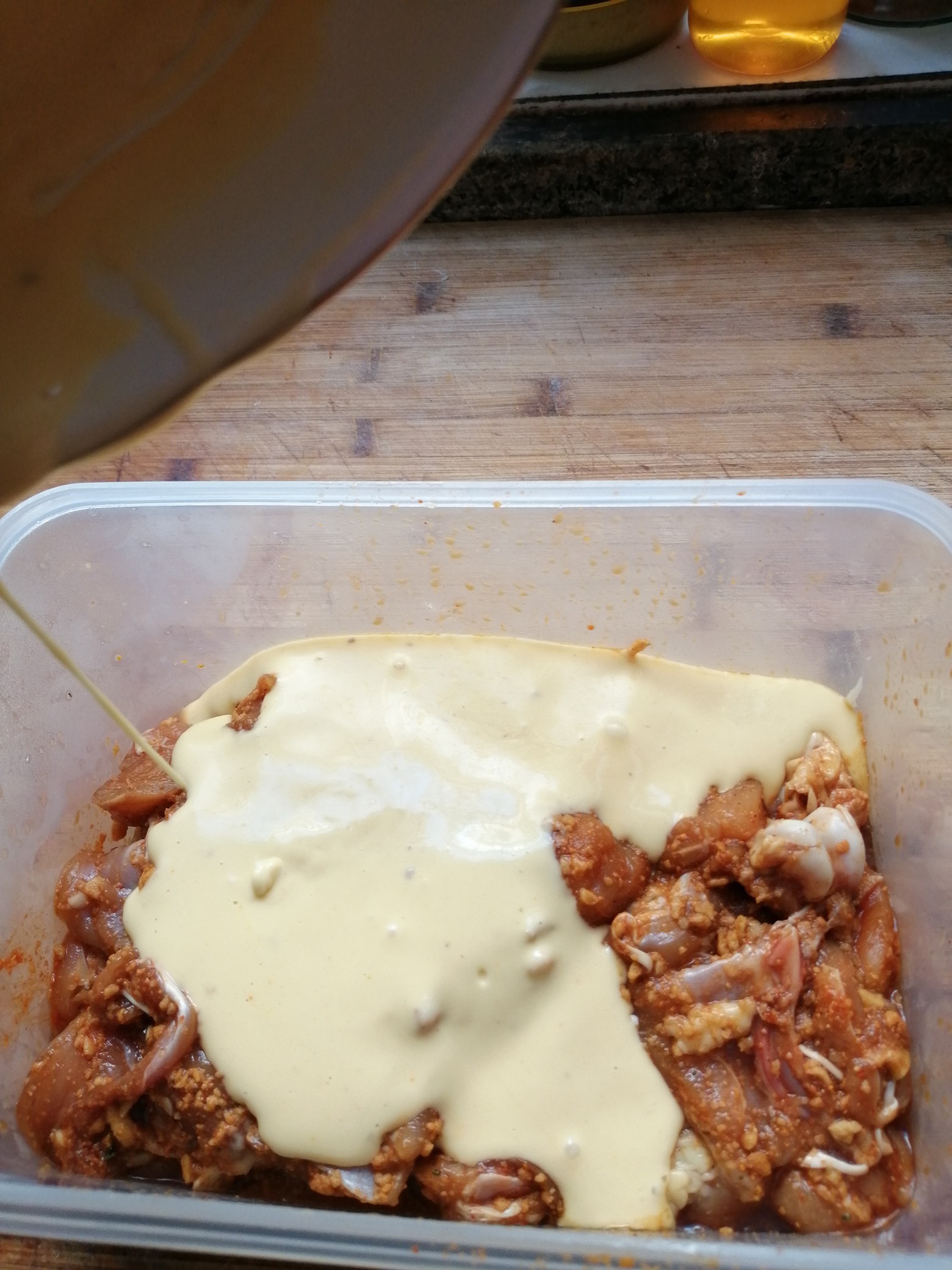 蜂蜜雞塊的做法-酸甜味炸菜譜-易網健康養生網 蜂蜜雞塊的做法-酸甜味炸菜譜