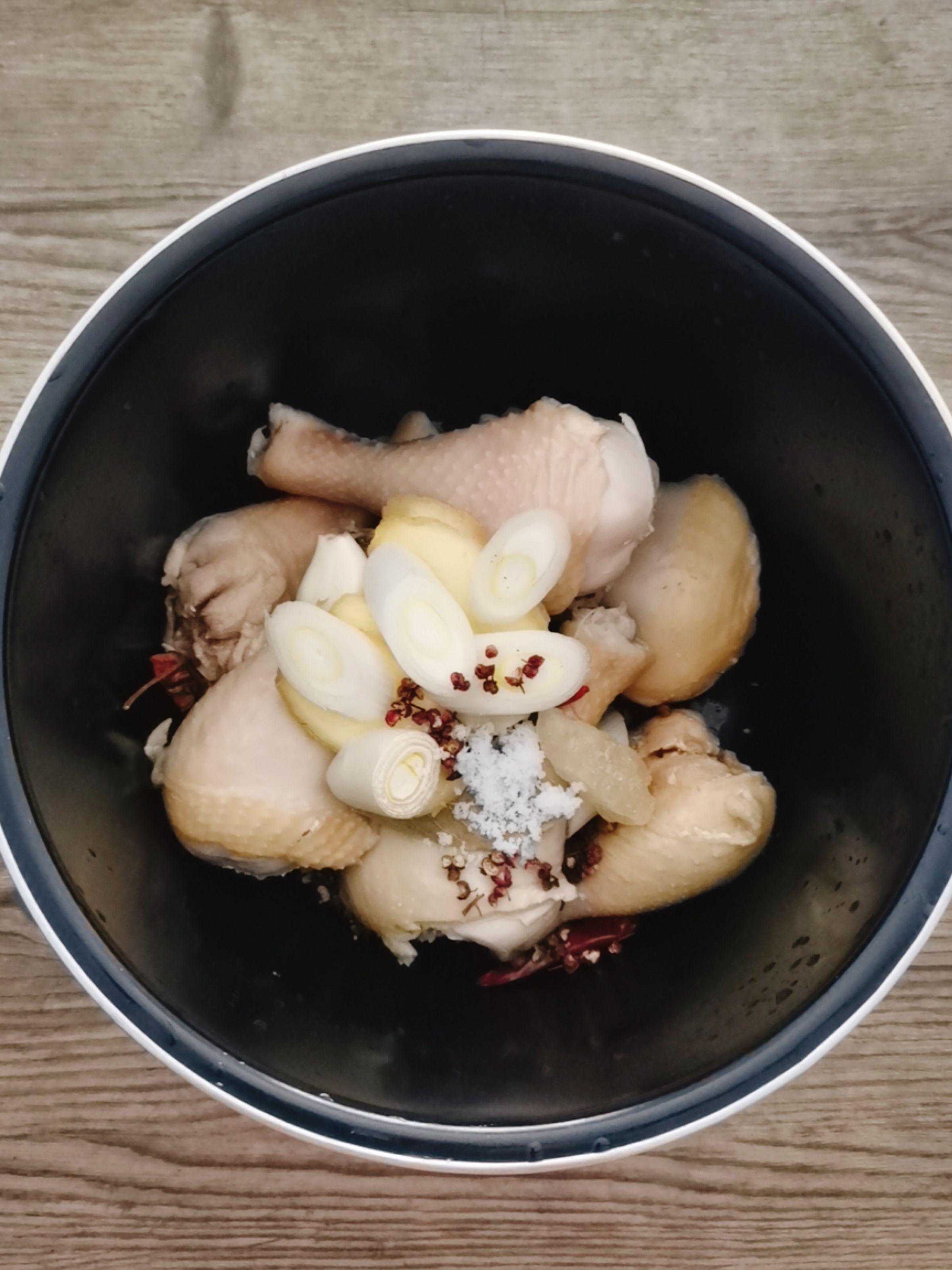 鹵雞腿的做法-咸鮮味煮菜譜