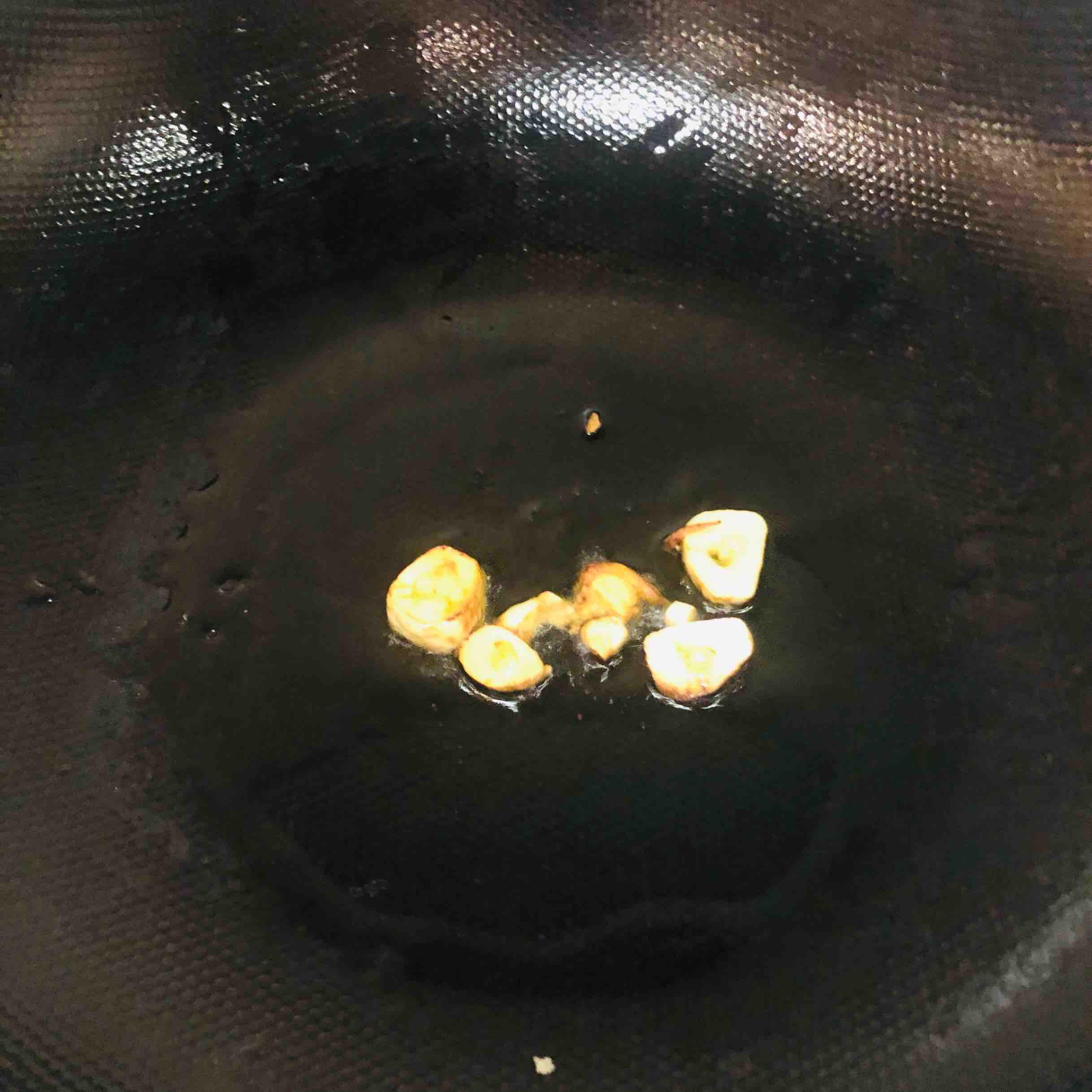 超級簡單、健康的茄子燒土豆的做法-咸鮮味燉菜譜