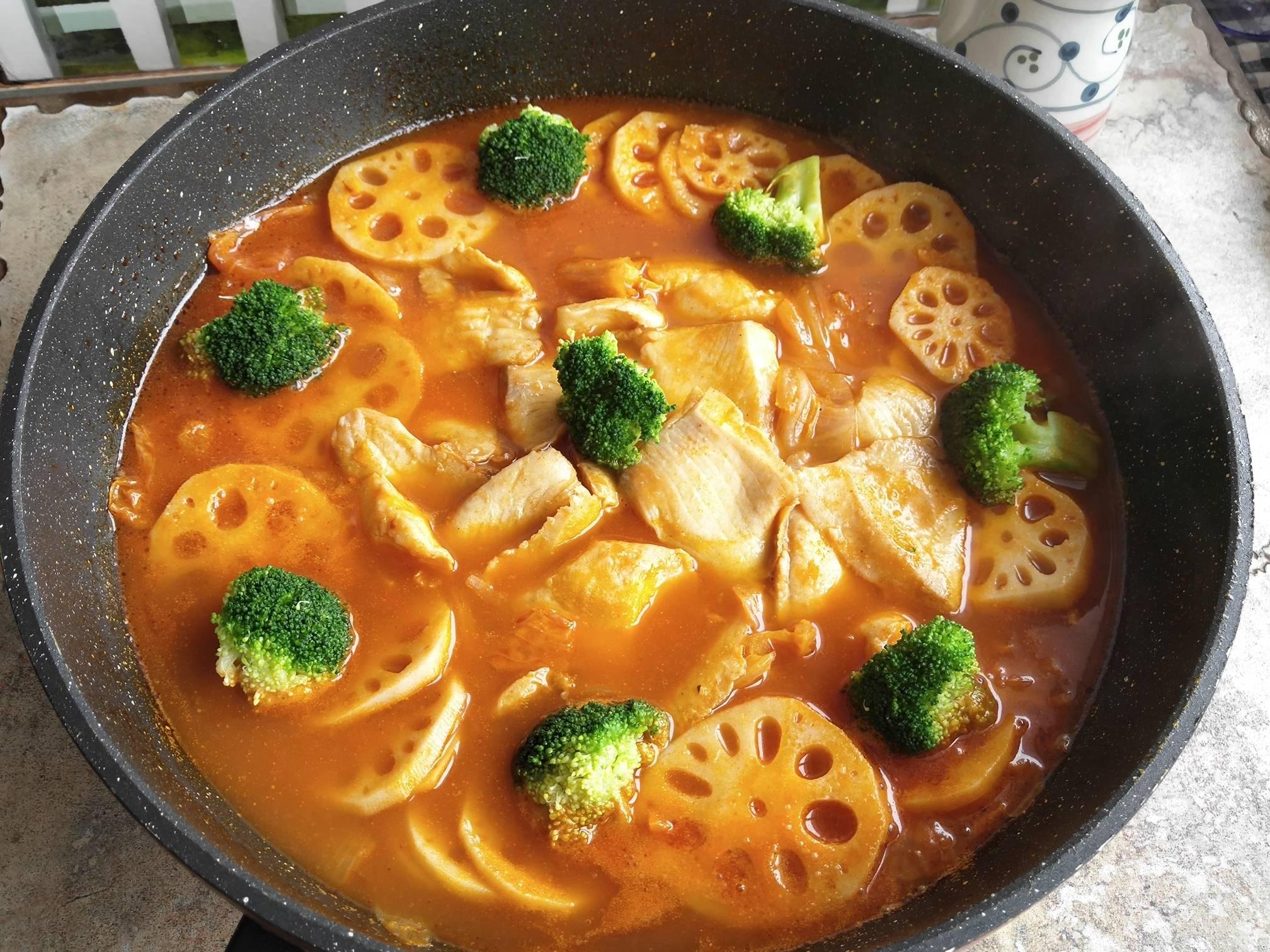 番茄魚火鍋的做法-茄汁味煮菜譜-易網健康養生網 番茄魚火鍋的做法-茄汁味煮菜譜