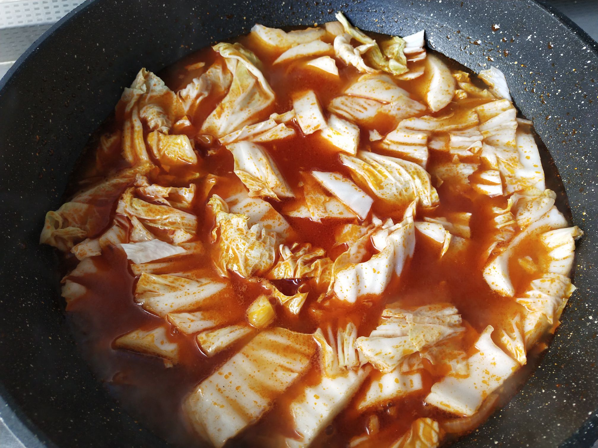 番茄魚火鍋的做法-茄汁味煮菜譜-易網健康養生網 番茄魚火鍋的做法-茄汁味煮菜譜