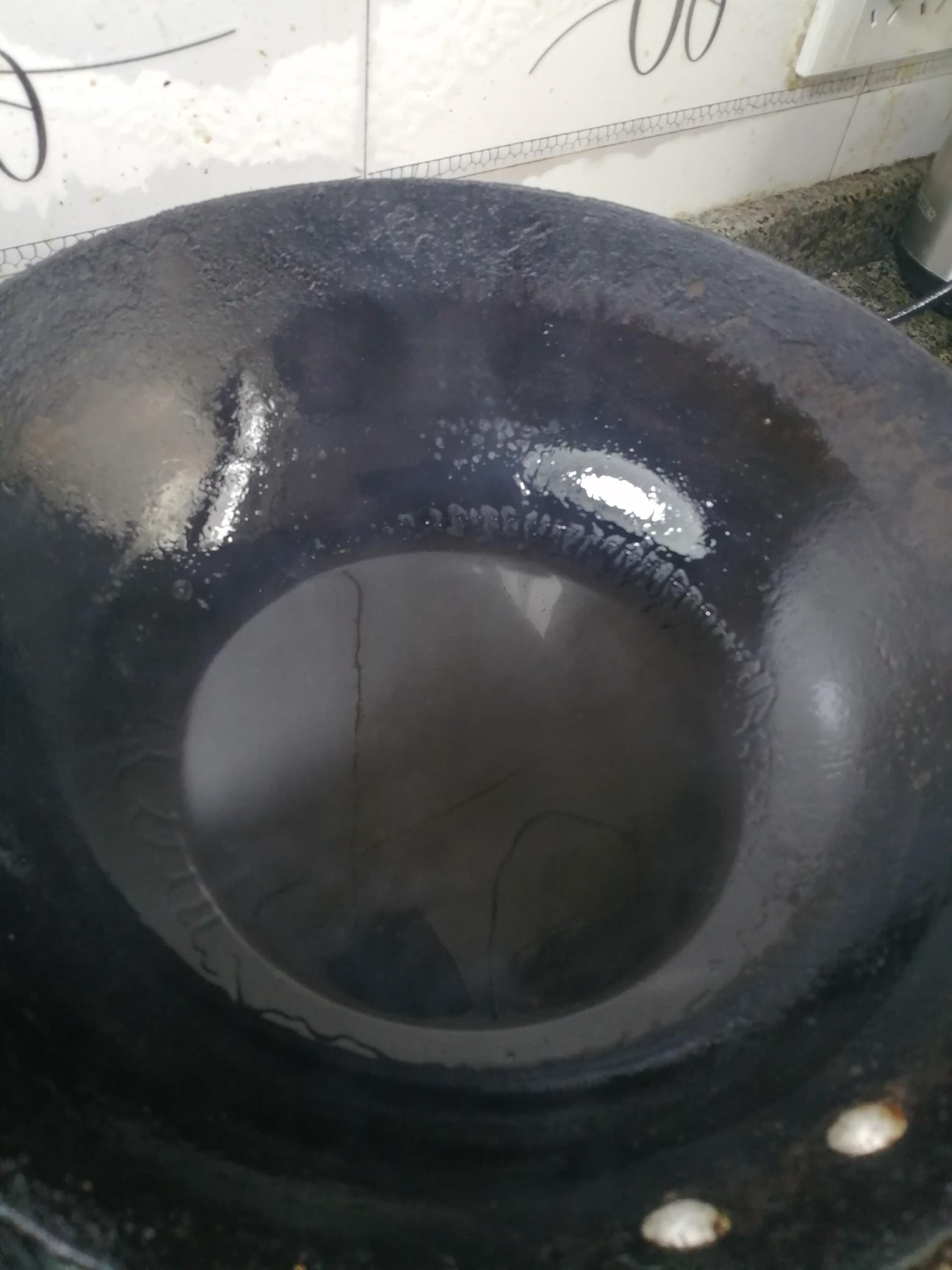 黑胡椒麻花炒涼皮的做法-黑椒味炒菜譜-易網健康養生網 黑胡椒麻花炒涼皮的做法-黑椒味炒菜譜