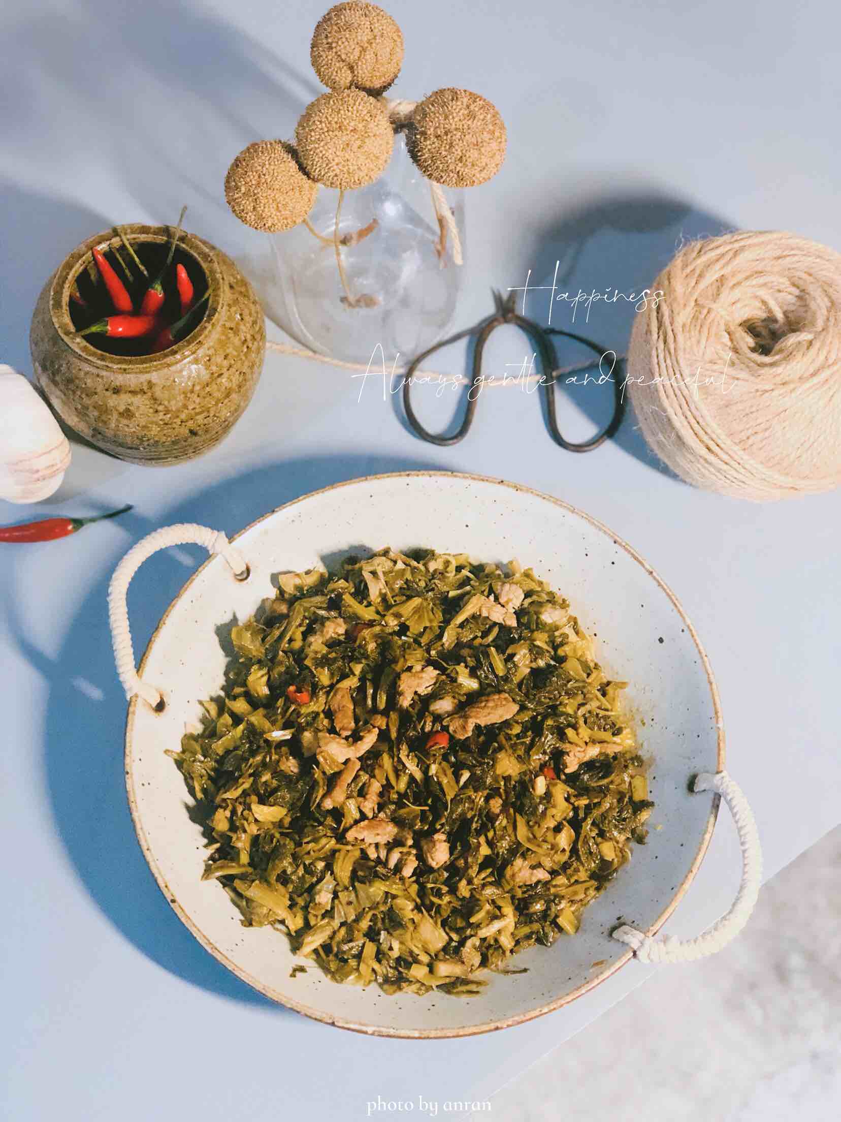 酸菜炒肉的做法-酸辣味炒菜譜-易網(wǎng)健康養(yǎng)生網(wǎng) 酸菜炒肉的做法-酸辣味炒菜譜