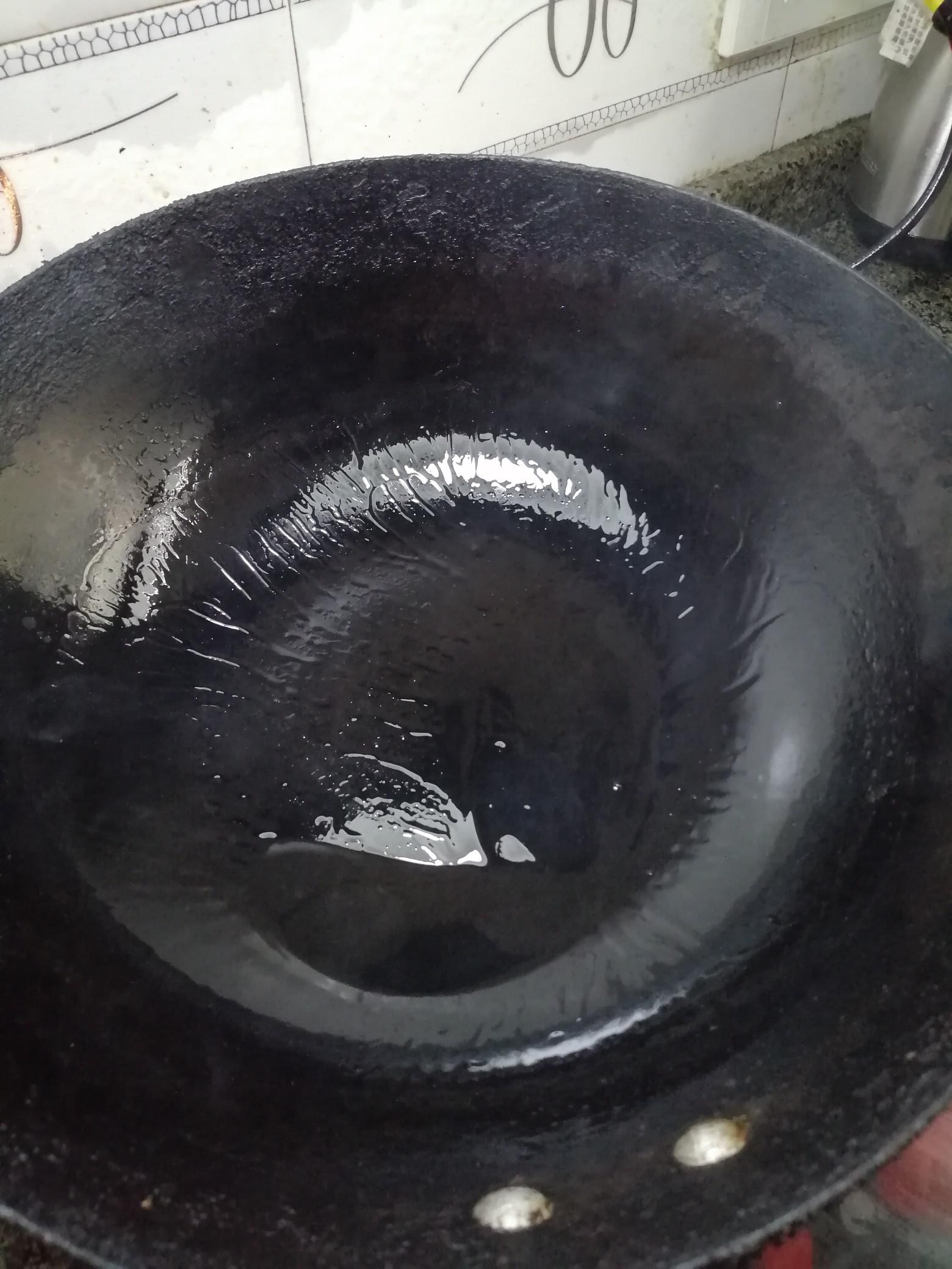 黑胡椒麻花炒涼皮的做法-黑椒味炒菜譜-易網健康養生網 黑胡椒麻花炒涼皮的做法-黑椒味炒菜譜