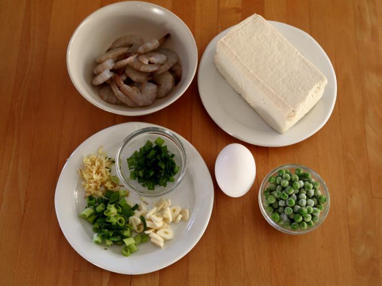 蝦仁豆腐的做法-咸鮮味炒菜譜