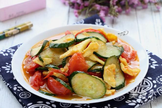 西紅柿黃瓜炒蛋的做法-家常味炒菜譜-易網健康養生網 西紅柿黃瓜炒蛋的做法-家常味炒菜譜