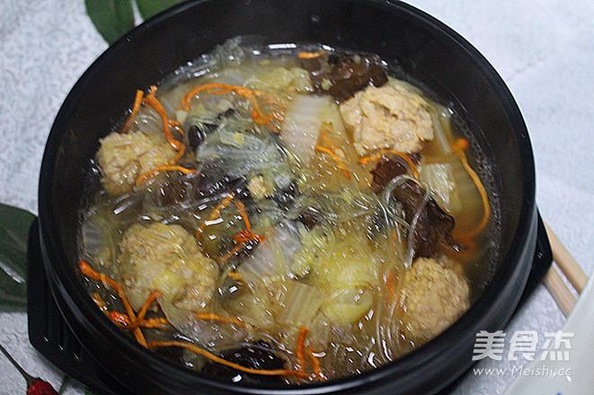 蟲草白菜木耳肉丸粉絲湯的做法-家常味砂鍋菜譜-易網健康養生網 蟲草白菜木耳肉丸粉絲湯的做法-家常味砂鍋菜譜