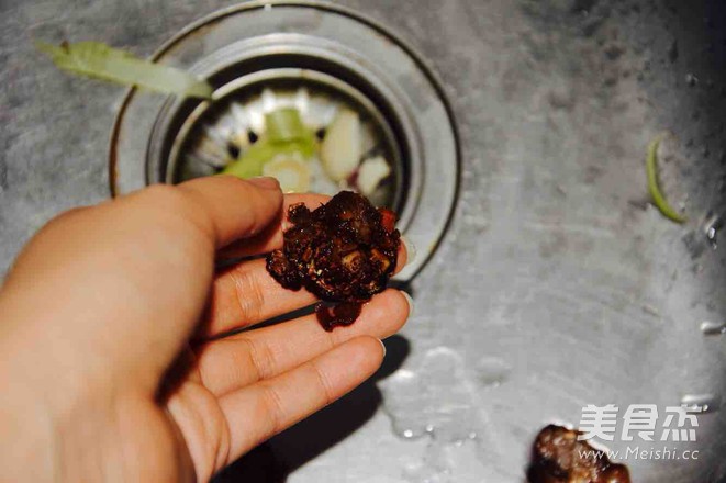 木耳炒肉片的做法-家常味炒菜譜-易網健康養生網 木耳炒肉片的做法-家常味炒菜譜