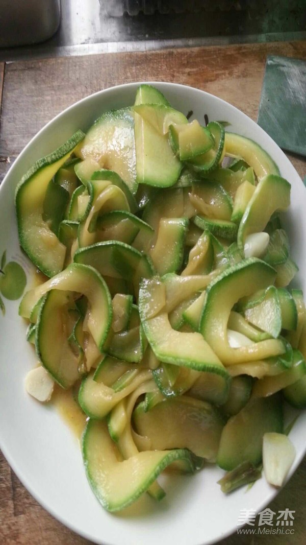 炒角瓜的做法-家常味炒菜譜-易網健康養生網 炒角瓜的做法-家常味炒菜譜