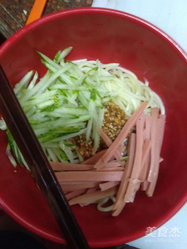 家常涼面的做法-香辣味拌菜譜