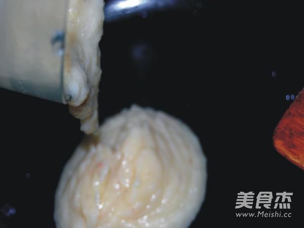 培根土豆?jié)鉁淖龇?咸鮮味煮菜譜