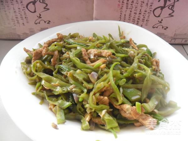 里脊肉炒扁豆絲的做法-家常味炒菜譜-易網(wǎng)健康養(yǎng)生網(wǎng) 里脊肉炒扁豆絲的做法-家常味炒菜譜