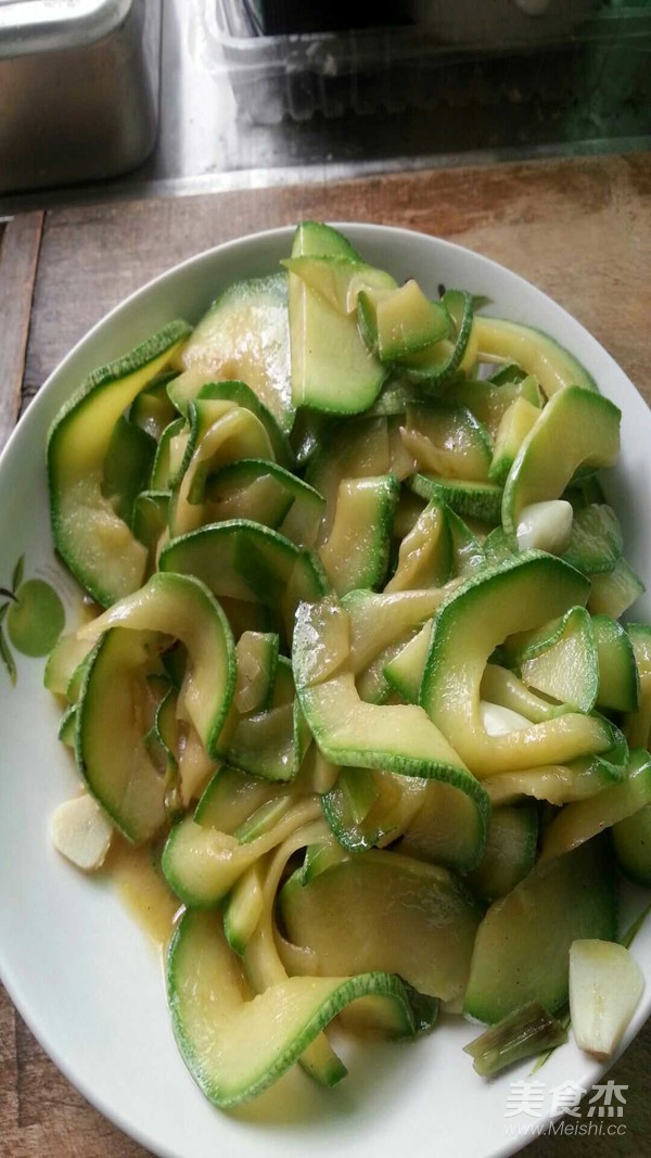 炒角瓜的做法-家常味炒菜譜-易網健康養生網 炒角瓜的做法-家常味炒菜譜