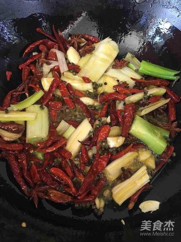 麻辣魚的做法-椒麻味煮菜譜-易網(wǎng)健康養(yǎng)生網(wǎng) 麻辣魚的做法-椒麻味煮菜譜