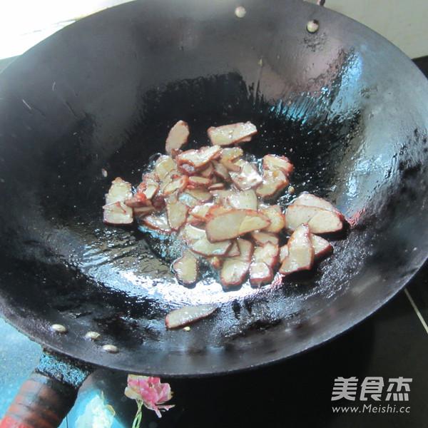 青椒炒叉燒的做法-香辣味炒菜譜-易網(wǎng)健康養(yǎng)生網(wǎng) 青椒炒叉燒的做法-香辣味炒菜譜