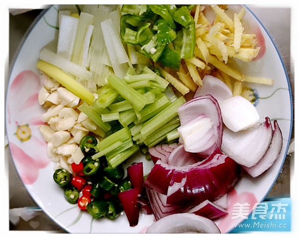 辣炒白蛤的做法-香辣味炒菜譜-易網(wǎng)健康養(yǎng)生網(wǎng) 辣炒白蛤的做法-香辣味炒菜譜