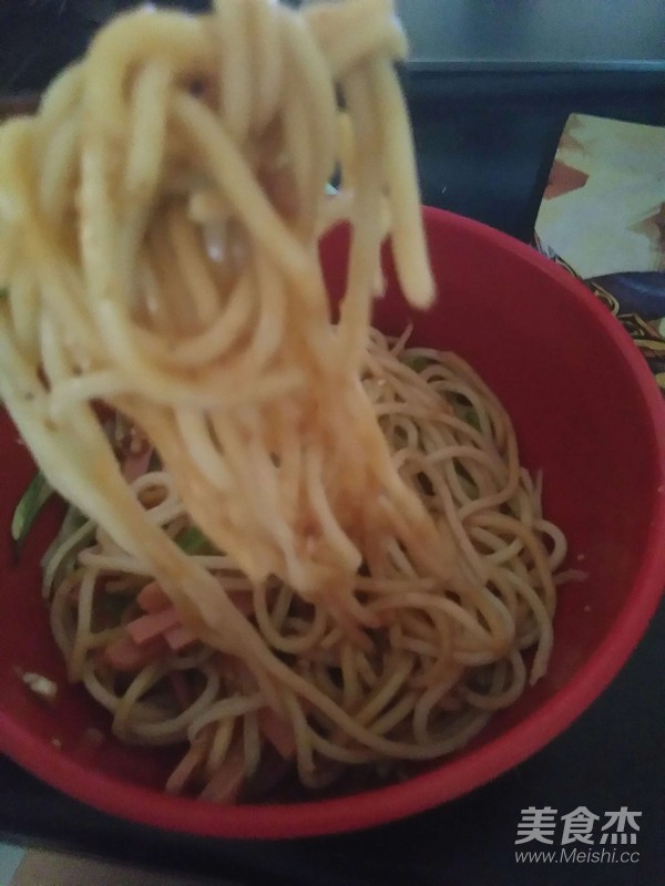 家常涼面的做法-香辣味拌菜譜