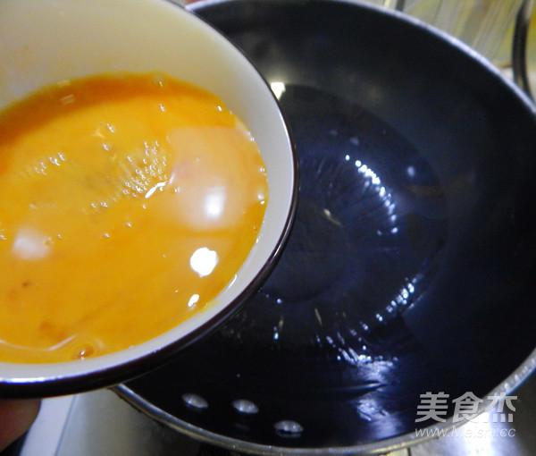 青紅椒炒雞蛋的做法-咸鮮味炒菜譜-易網健康養生網 青紅椒炒雞蛋的做法-咸鮮味炒菜譜