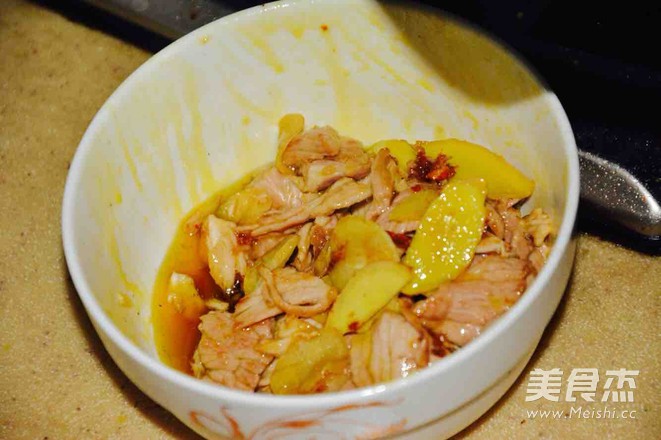 木耳炒肉片的做法-家常味炒菜譜-易網健康養生網 木耳炒肉片的做法-家常味炒菜譜