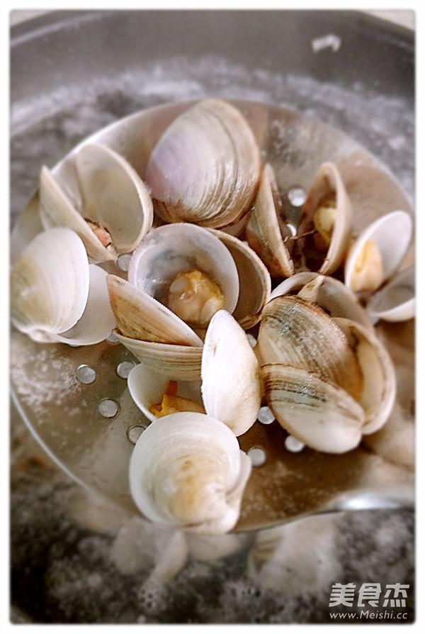 辣炒白蛤的做法-香辣味炒菜譜-易網(wǎng)健康養(yǎng)生網(wǎng) 辣炒白蛤的做法-香辣味炒菜譜