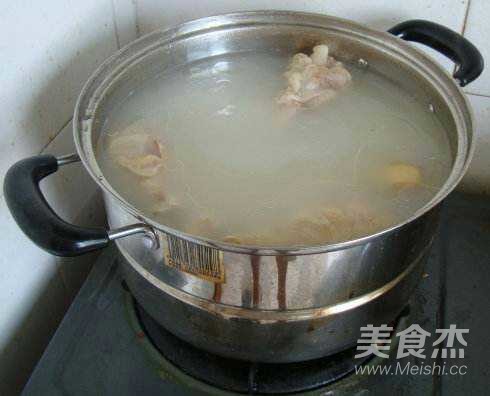 教你燉出好吃的燉排骨和吊高湯的做法-咸鮮味鹵菜譜-易網(wǎng)健康養(yǎng)生網(wǎng) 教你燉出好吃的燉排骨和吊高湯的做法-咸鮮味鹵菜譜