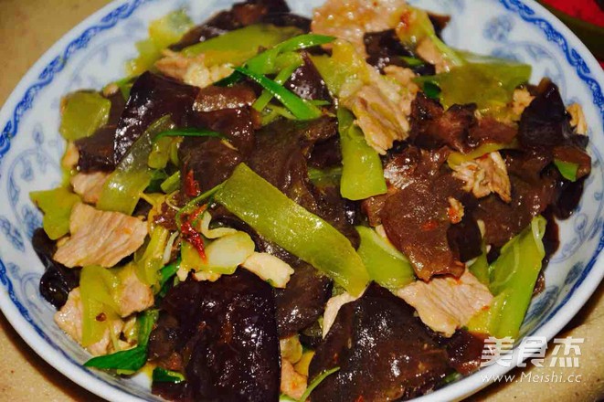 木耳炒肉片的做法-家常味炒菜譜-易網健康養生網 木耳炒肉片的做法-家常味炒菜譜